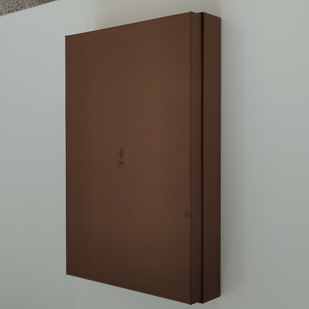 BURBERRY Gift Box - Picture 5 of 5